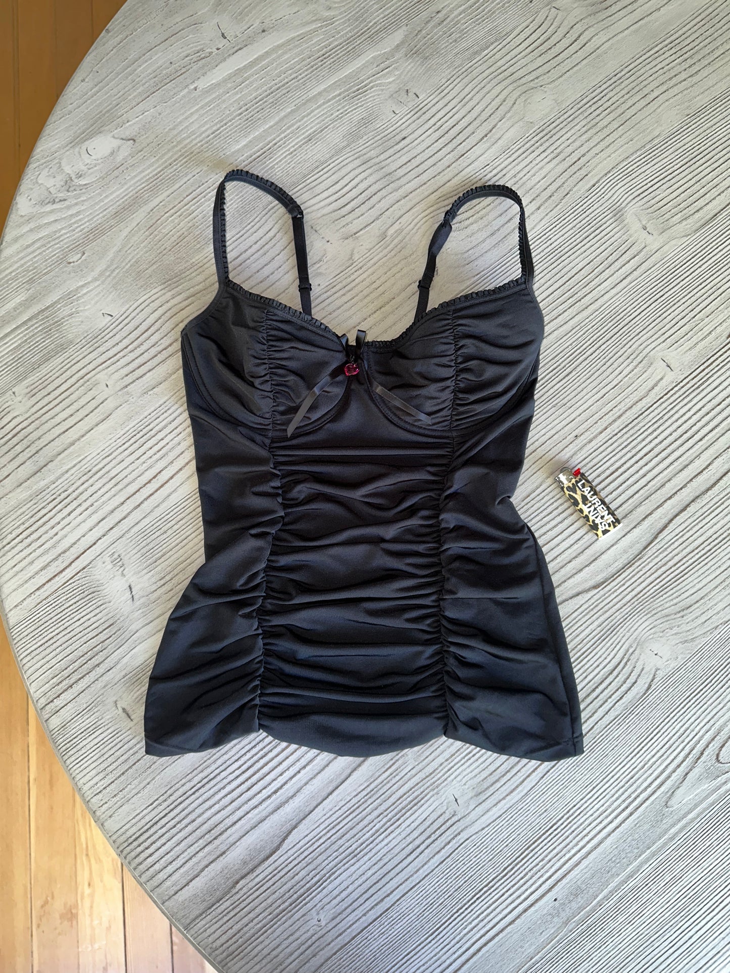 Pinterest famous cami bra top from Victoria’s Secret!🖤💕🎀(S)