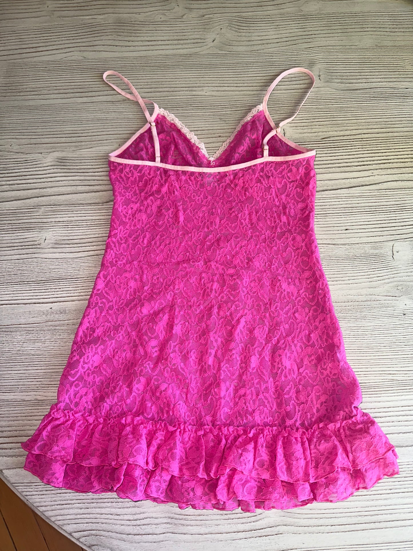 Pink Victoria’s Secret lace negligee💞(S)