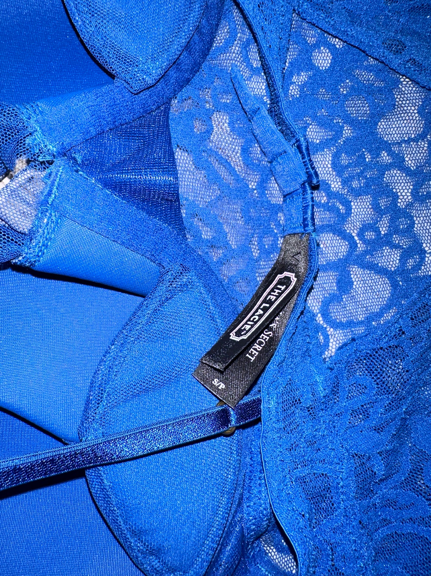 Victoria’s Secret blue lace slip dress(S)💙