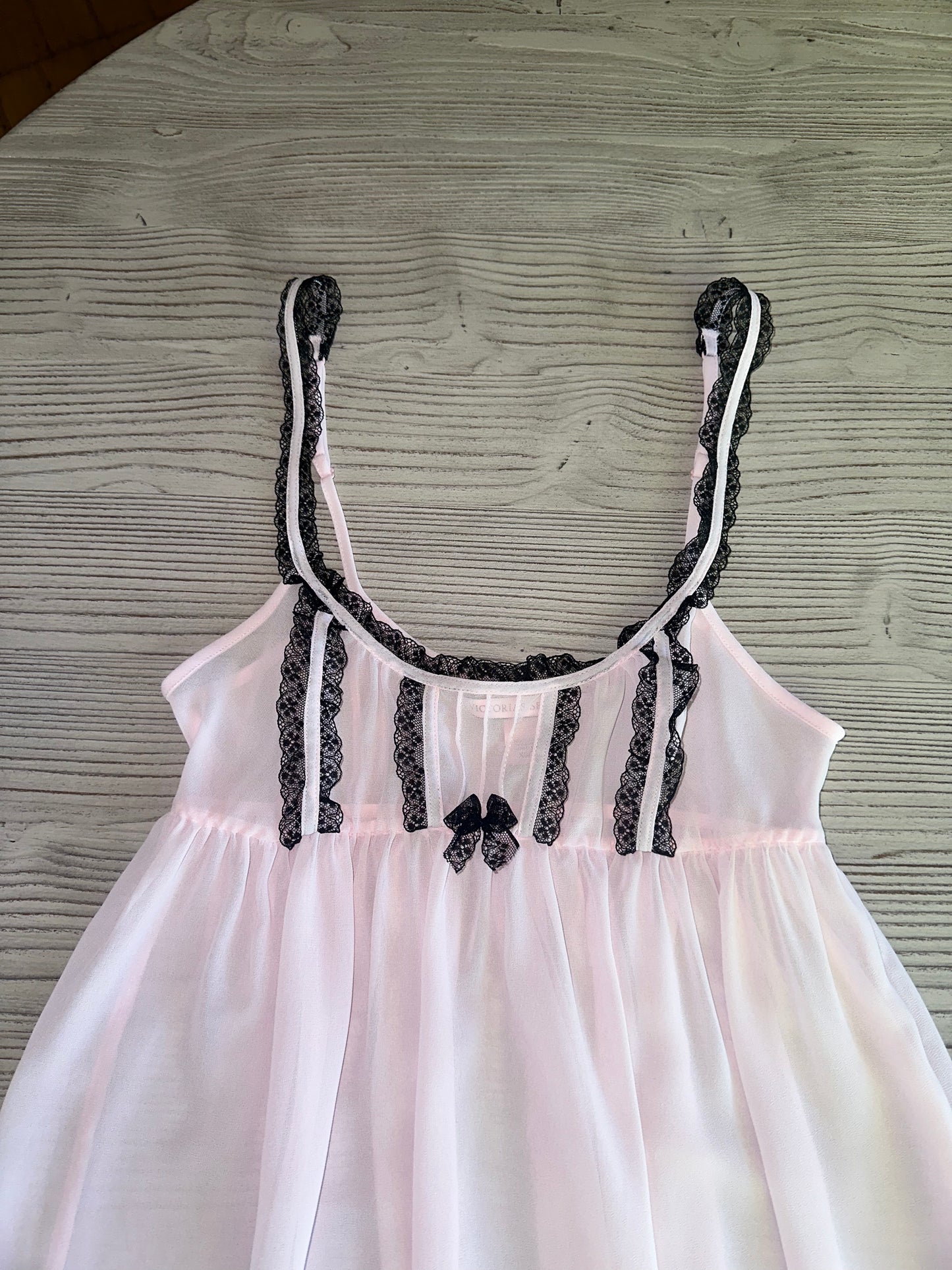 Victoria’s Secret baby pink chiffon cami/slip🩰🖤(XS)
