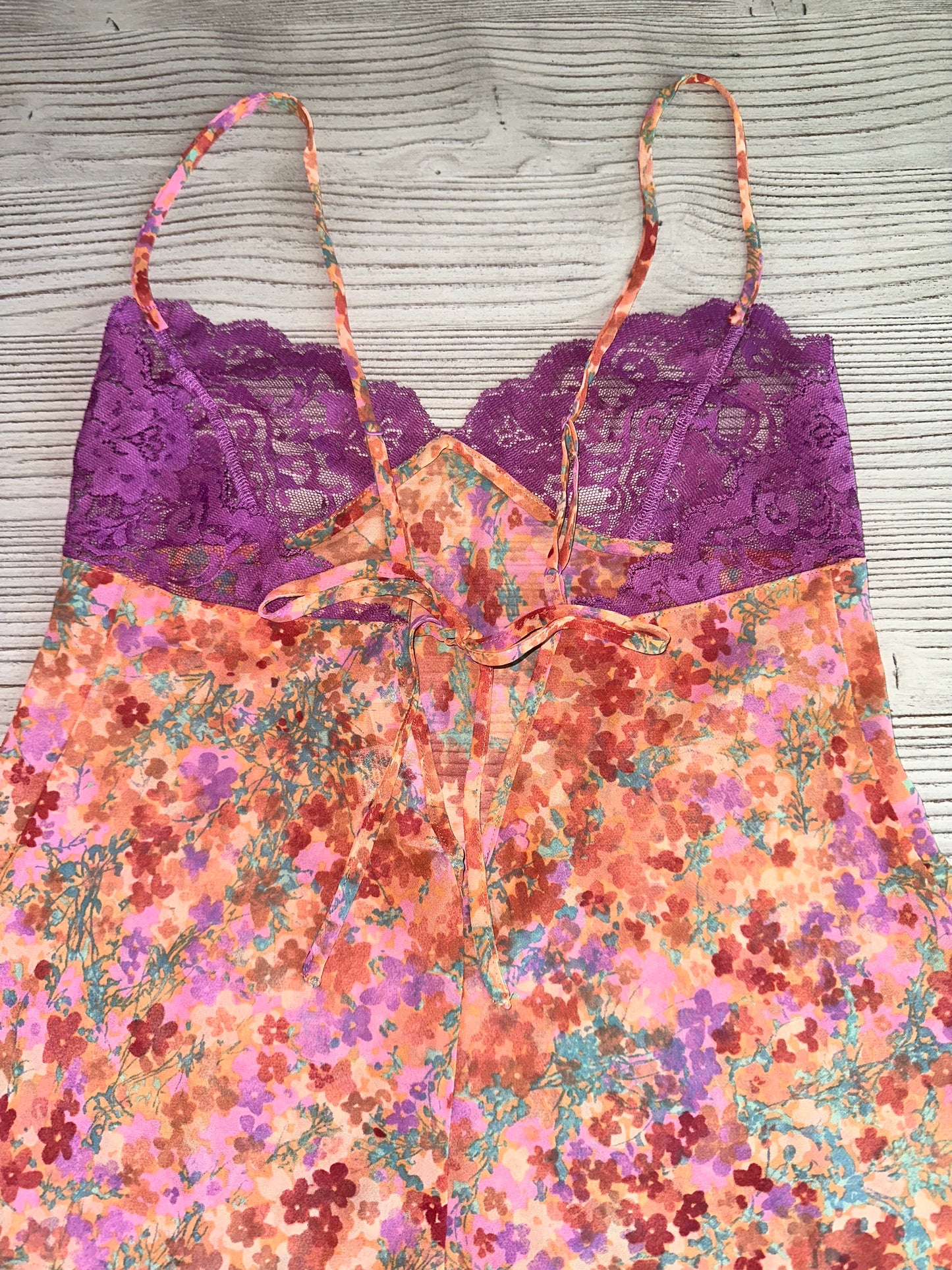 Stunning Victoria’s Secret lace slip💐