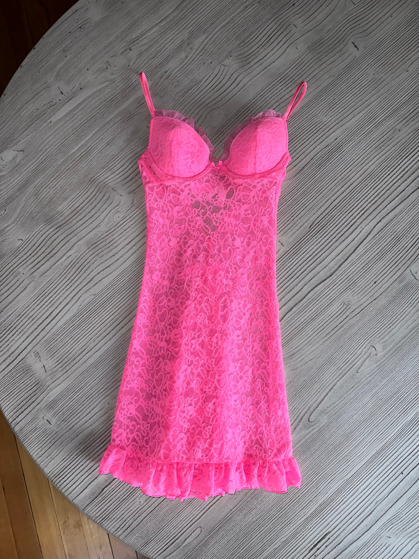 Victoria’s Secret, pink lace slip dress(XS)🎀