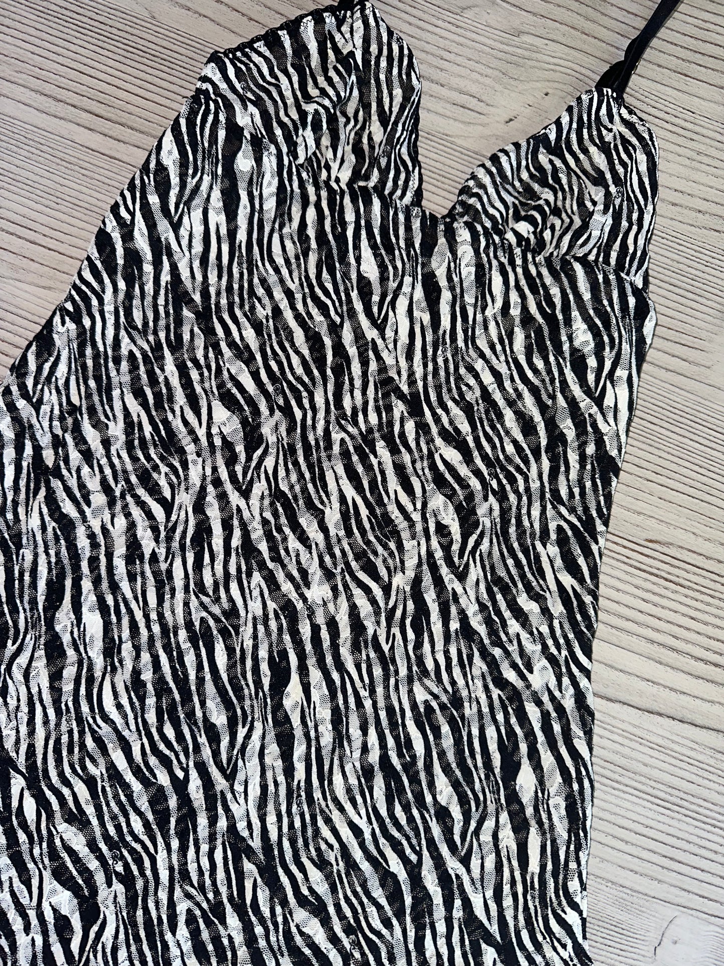 Victoria’s Secret zebra slip dress🦓(S)