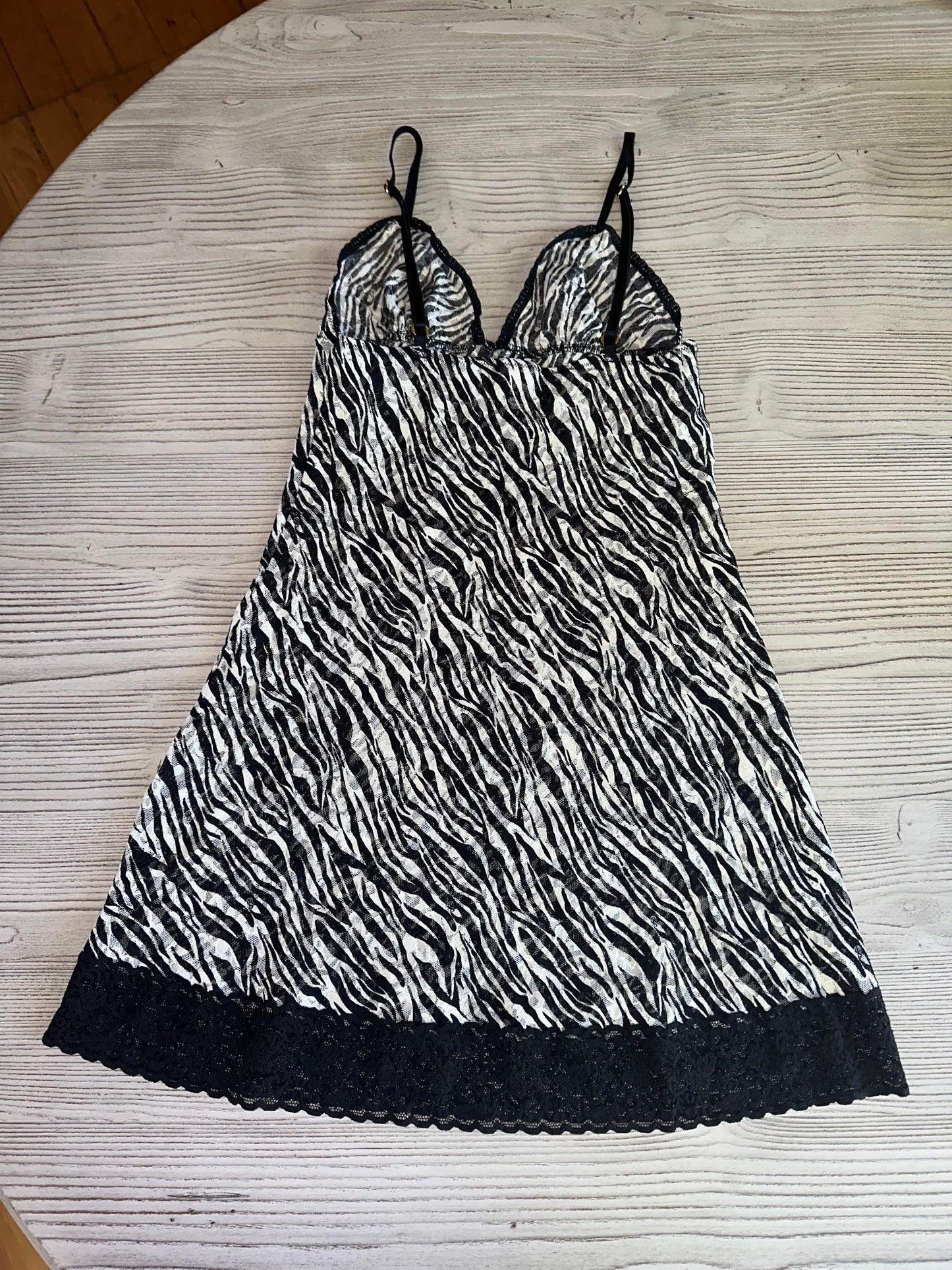 Victoria’s Secret zebra slip dress🦓(S)