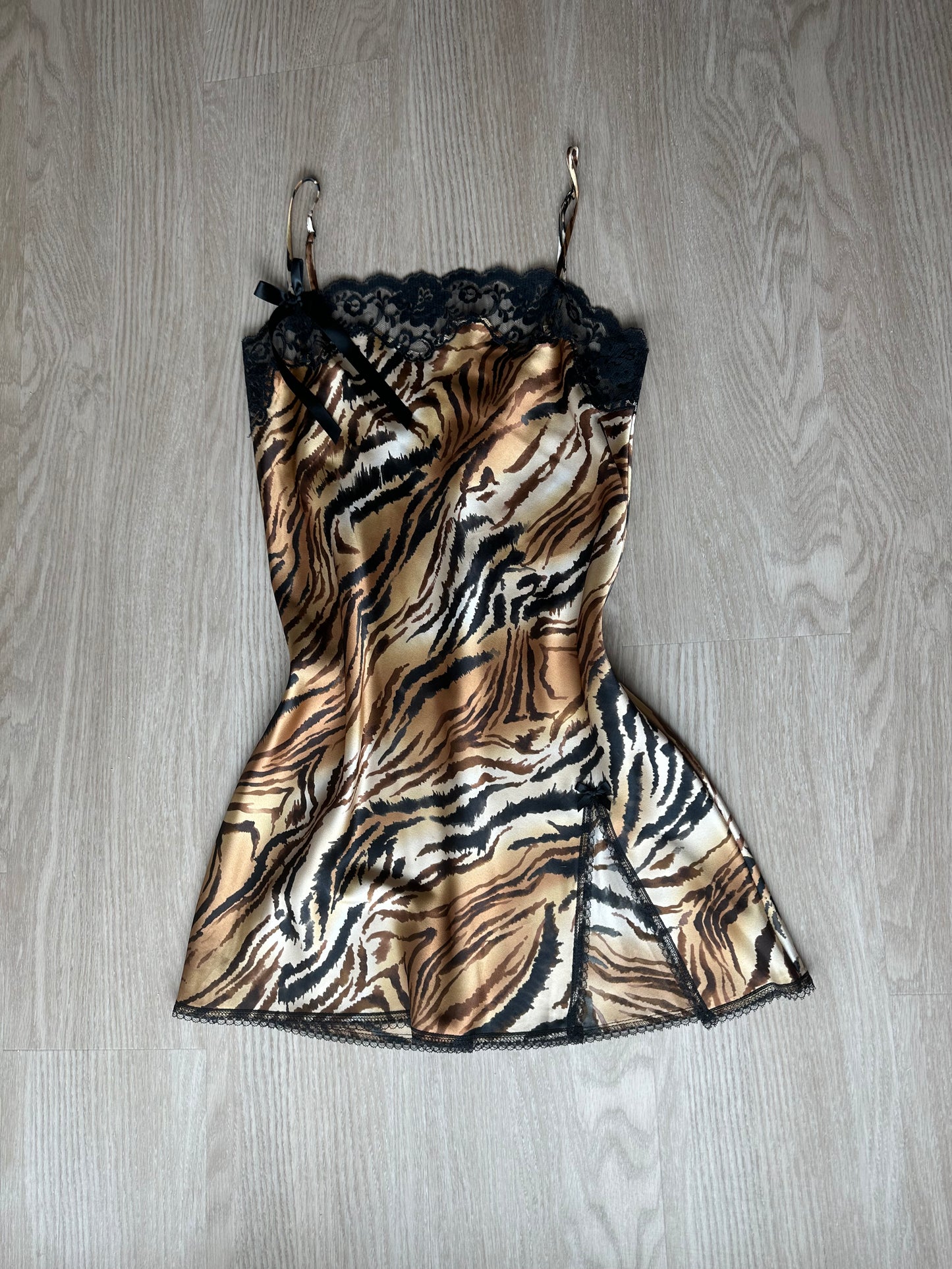 Tiger print Victoria’s Secret lace slip dress🐅