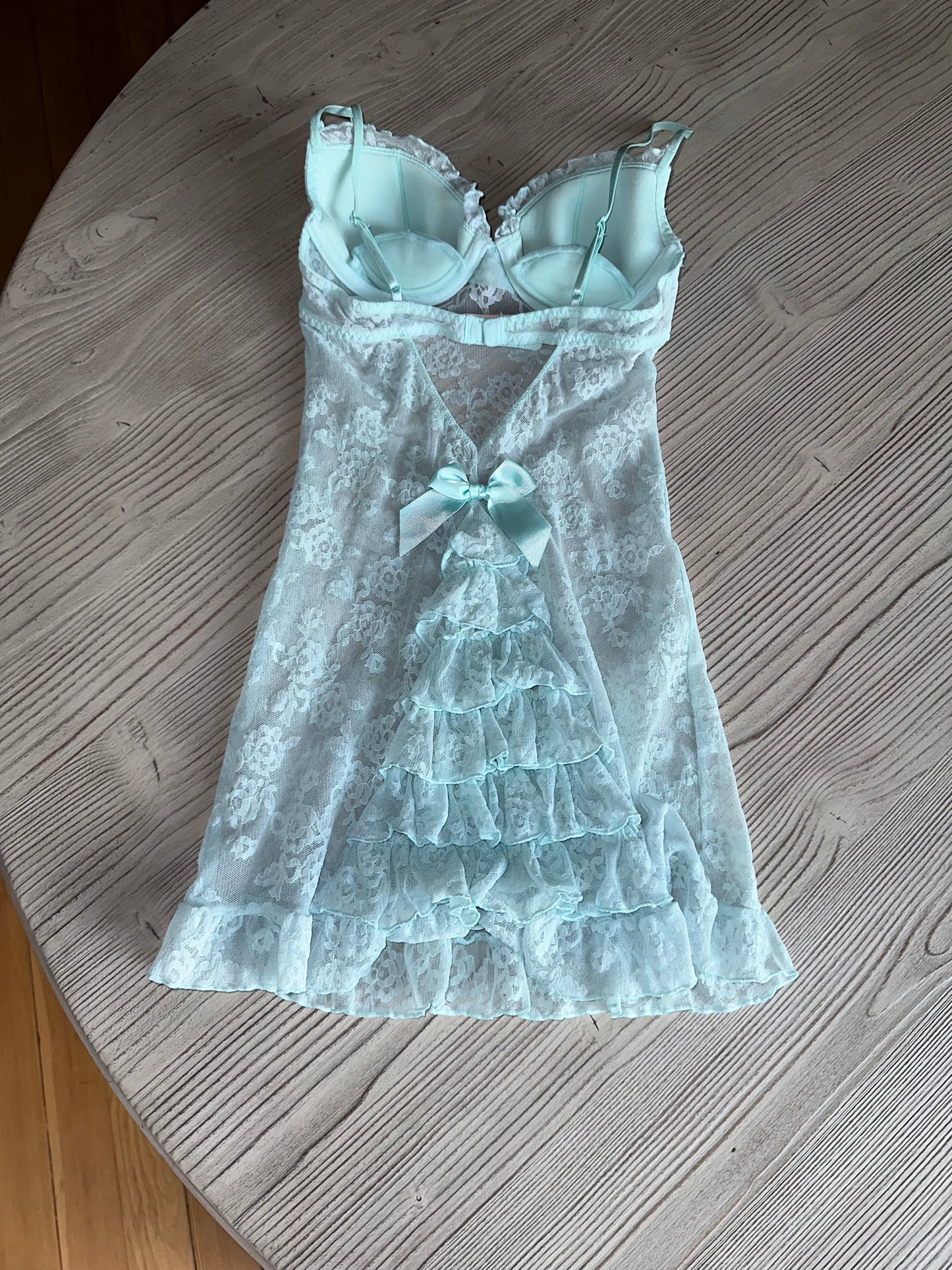 Victoria’s Secret baby blue lace slip dress(XS)🐳(32b)