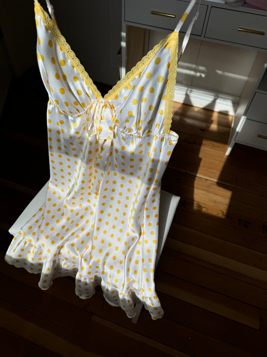 Polka dot yellow Victoria’s Secret slip dress💛