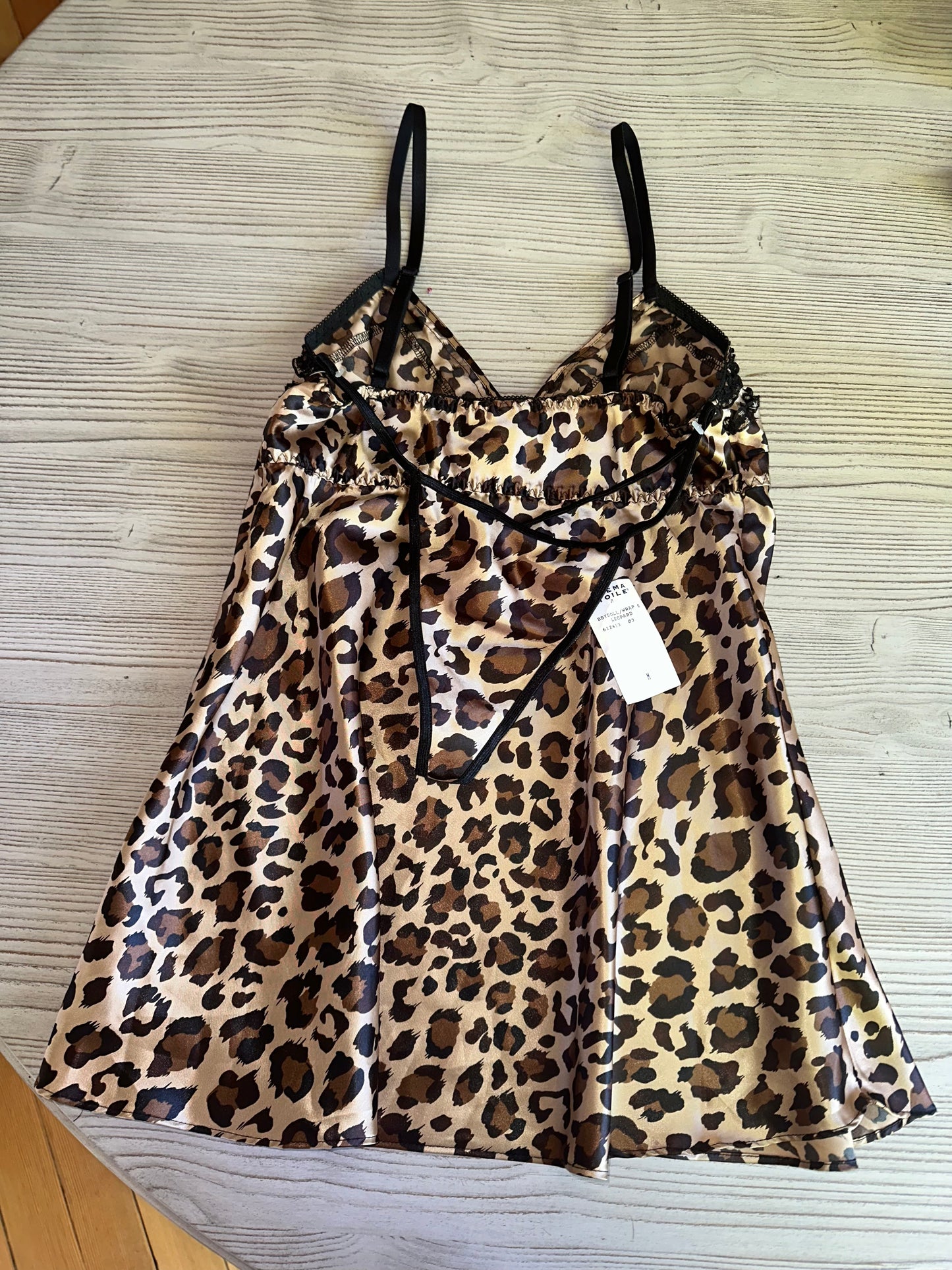 BNWT Cinema Etoile leopard slip🖤 (M)